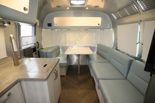 2026 Airstream International 27FB