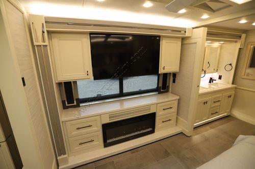 2026 Tiffin Motor Homes Allegro Bus 45OPP