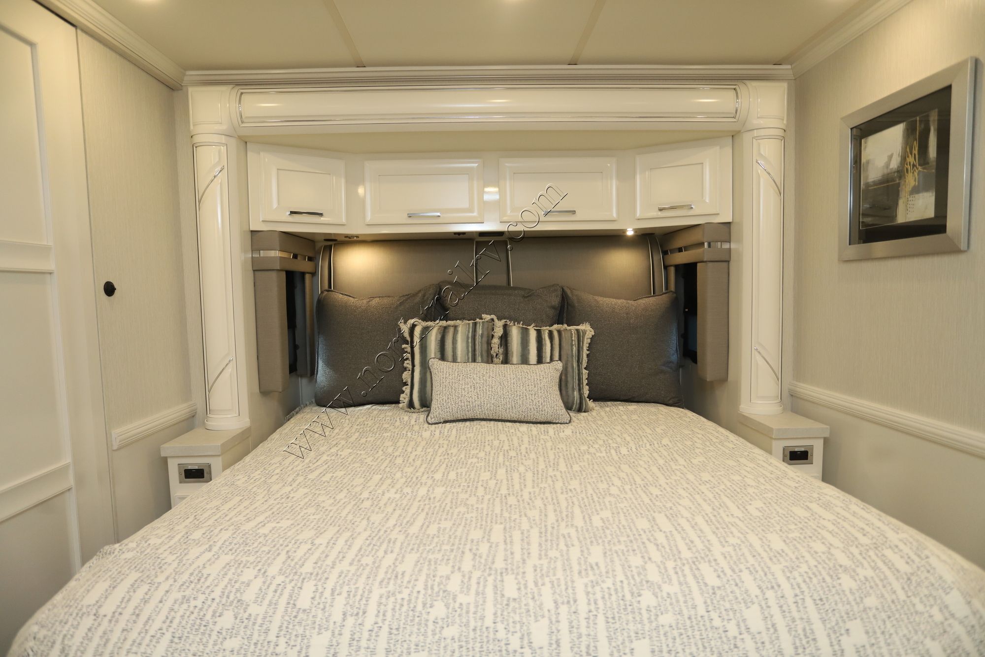 New 2026 Newmar Ventana 4037 Class A  For Sale