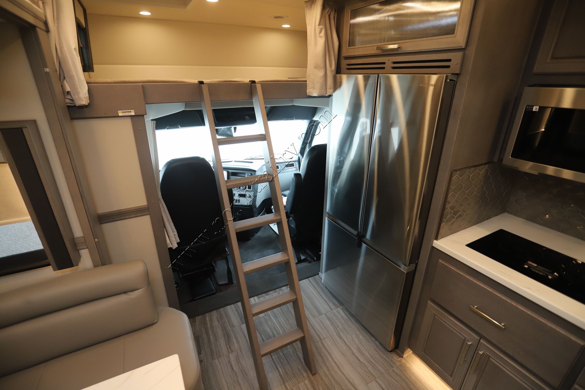 New 2026 Renegade Rv Classic 45CBF Super C  For Sale