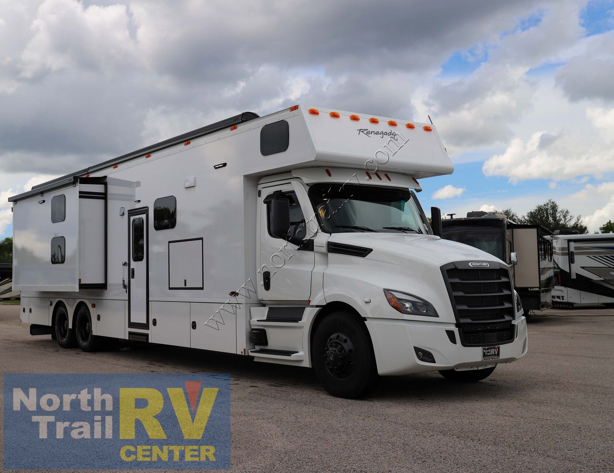 New 2026 Renegade Rv Classic 45CBF Super C  For Sale