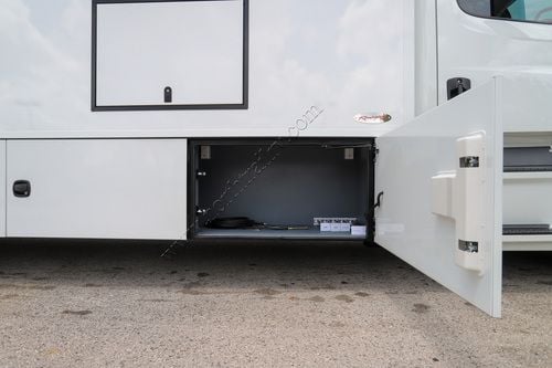 2026 Renegade Rv Classic 45CBF Super C