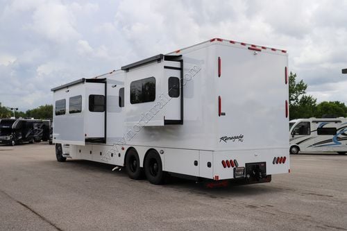 2026 Renegade Rv Classic 45CBF Super C