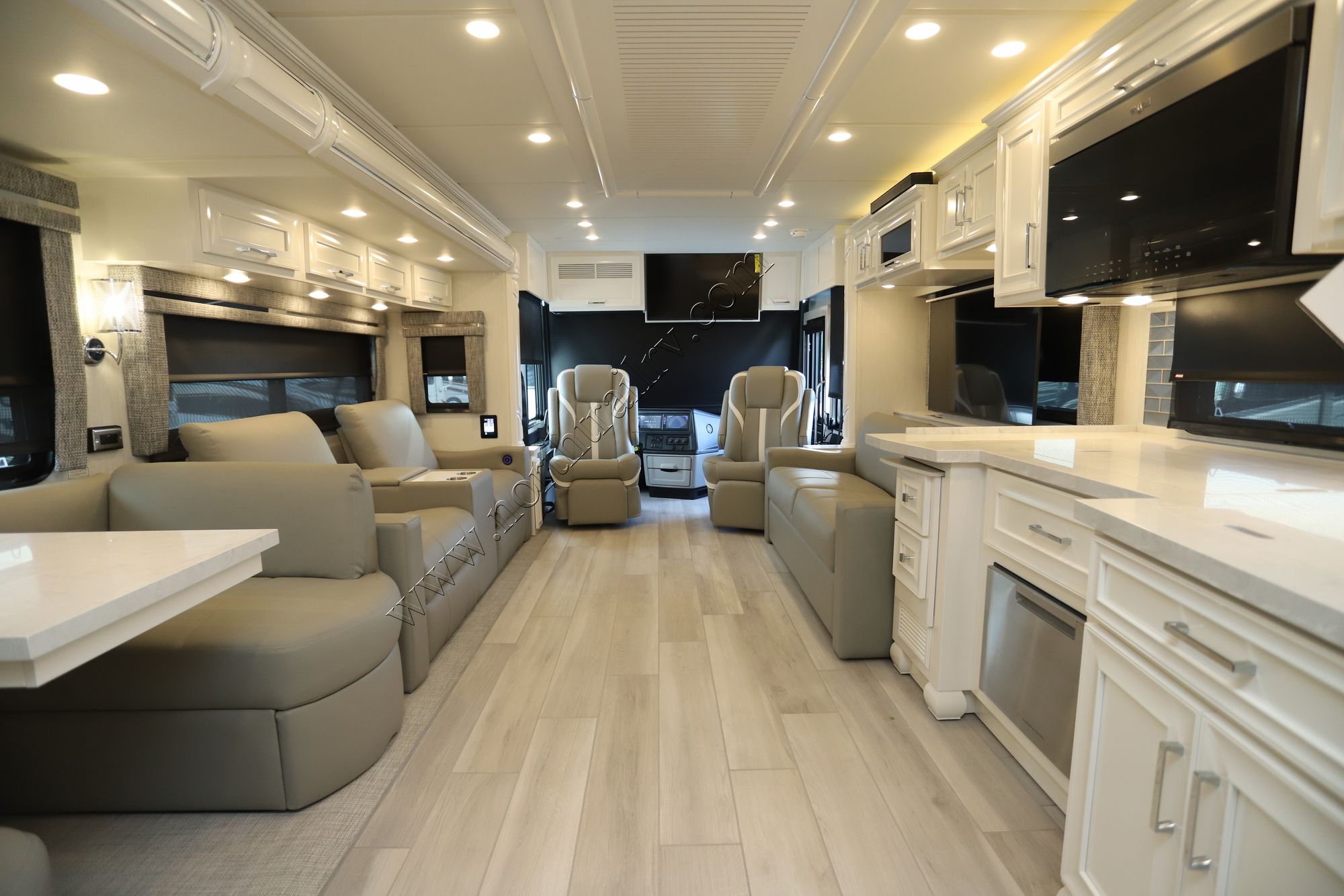 New 2026 Newmar Ventana 4037 Class A  For Sale