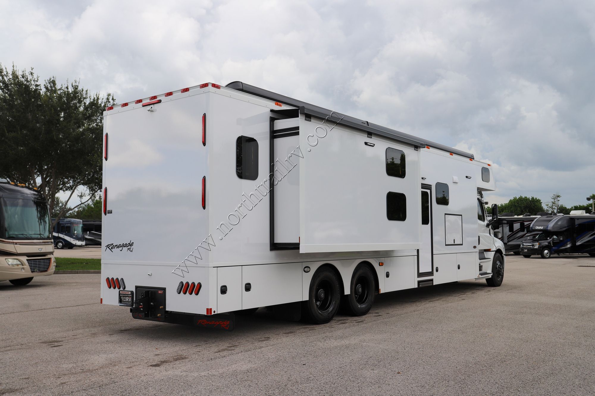 New 2026 Renegade Rv Classic 45CBF Super C  For Sale