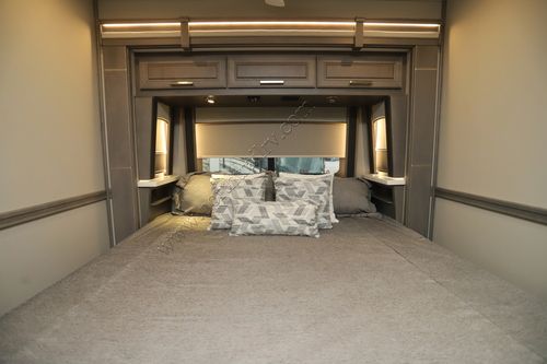 2026 Renegade Rv Classic 45CBF Super C