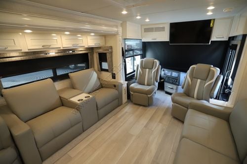 2026 Newmar Ventana 4037 Class A