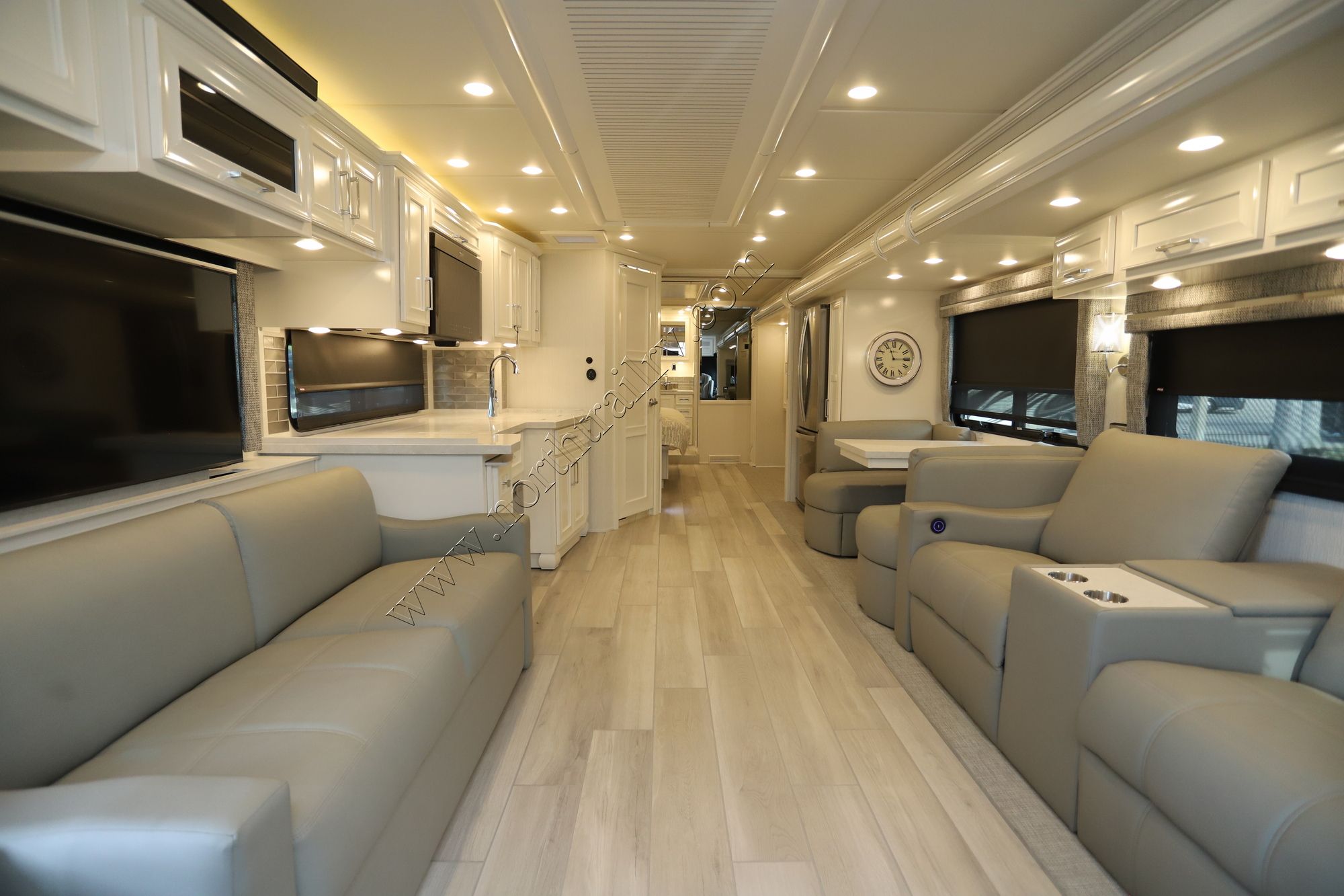 New 2026 Newmar Ventana 4037 Class A  For Sale