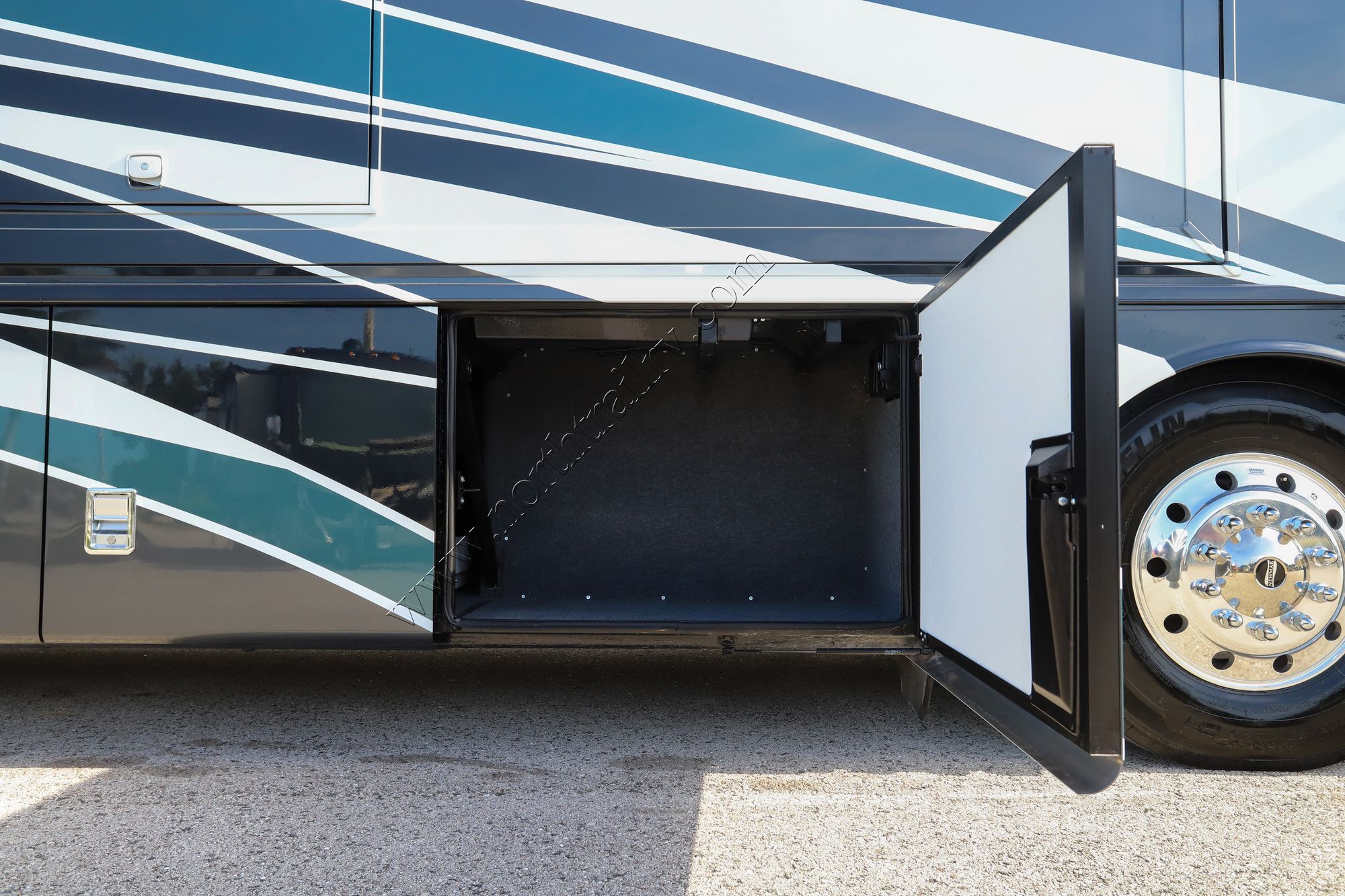 New 2026 Newmar Ventana 4037 Class A  For Sale