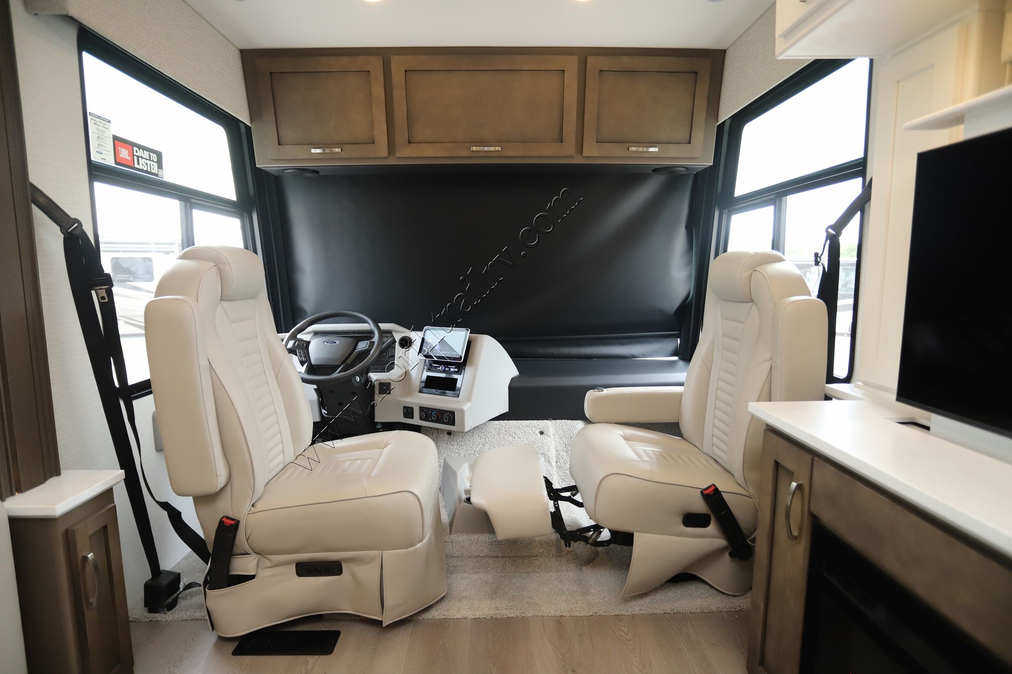 New 2026 Newmar Bay Star 3811 Class A  For Sale