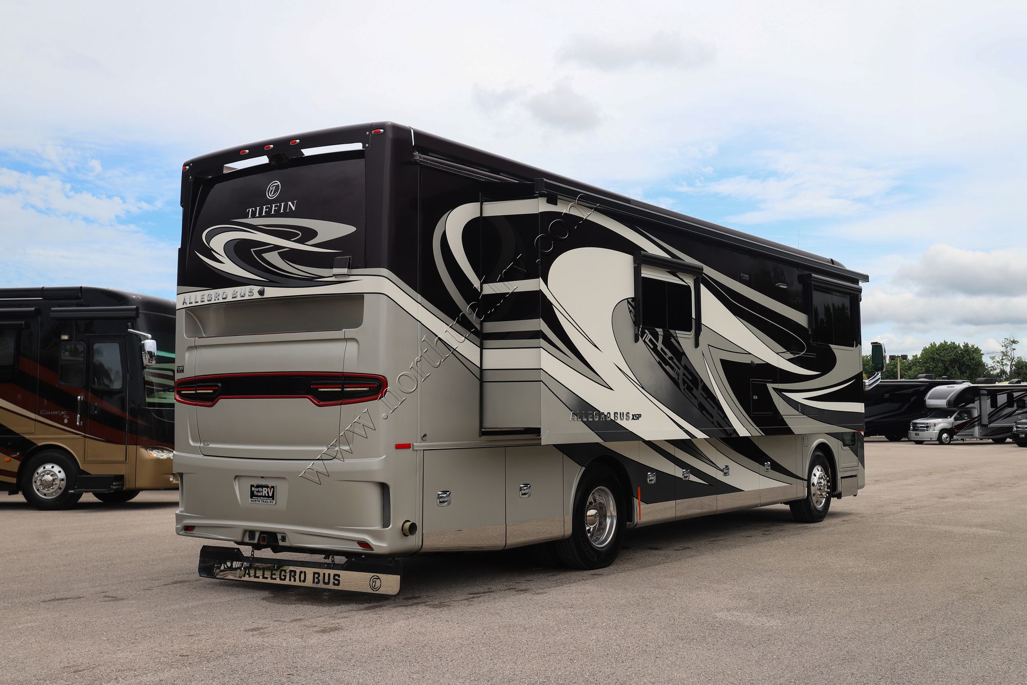 Used 2021 Tiffin Motor Homes Allegro Bus 35CP Class A  For Sale