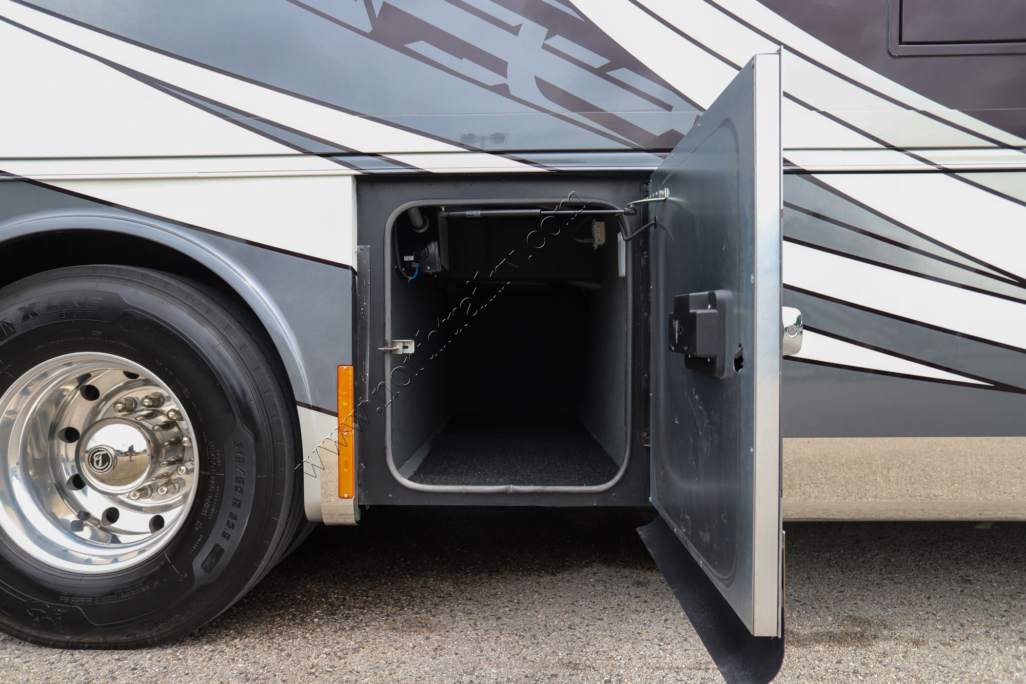 Used 2021 Tiffin Motor Homes Allegro Bus 35CP Class A  For Sale