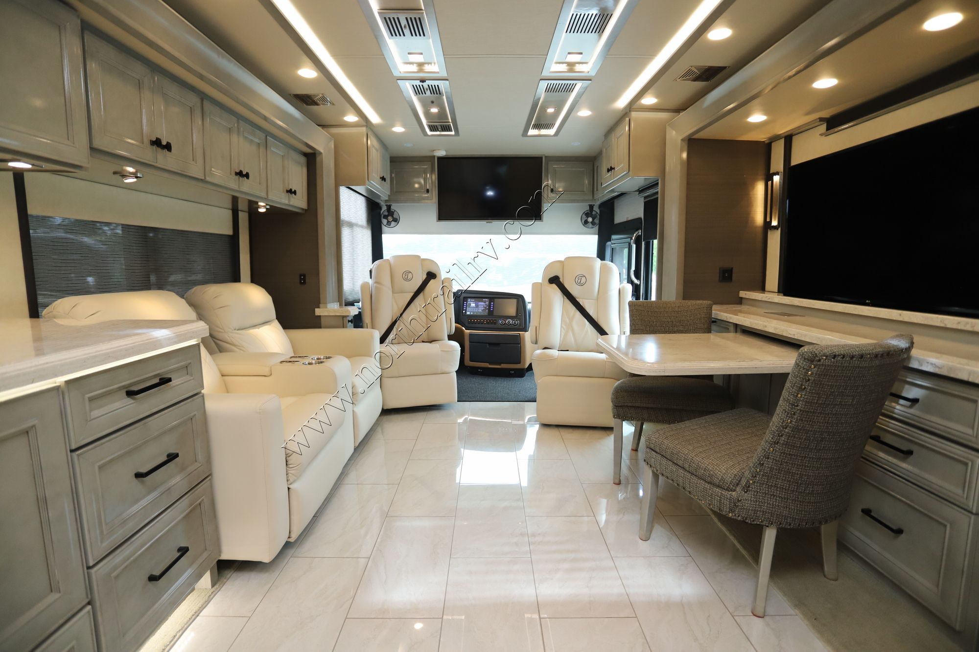 Used 2021 Tiffin Motor Homes Allegro Bus 35CP Class A  For Sale