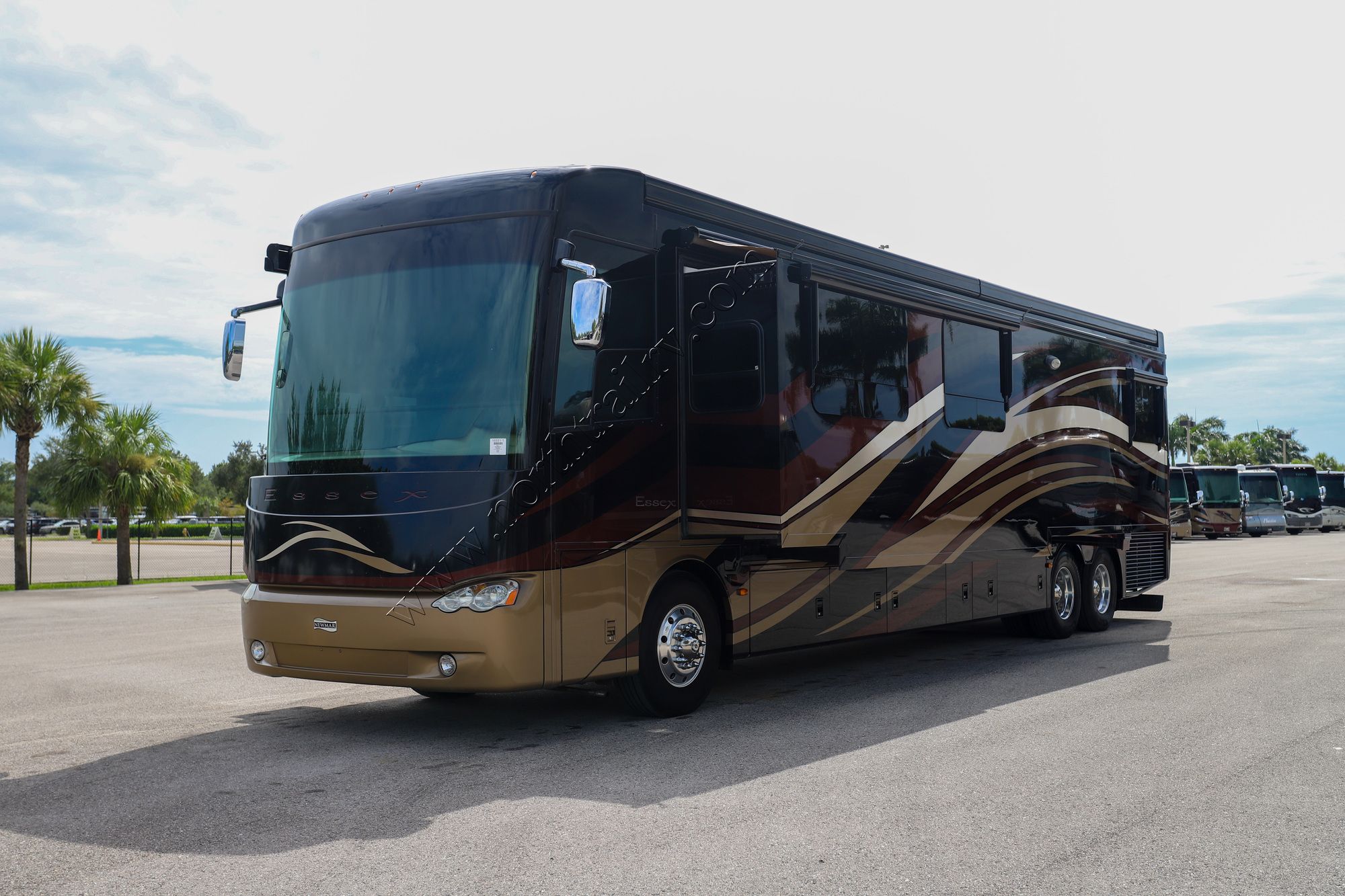 Used 2011 Newmar Essex 4524 Class A  For Sale