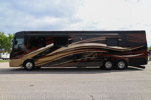2011 Newmar Essex 4524