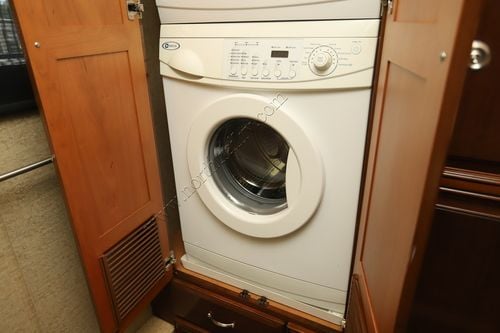 2011 Newmar Essex 4524