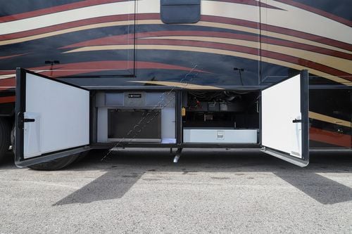 2011 Newmar Essex 4524