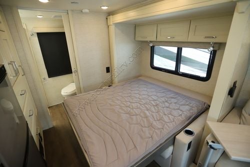 2021 Tiffin Motor Homes Wayfarer 25RW
