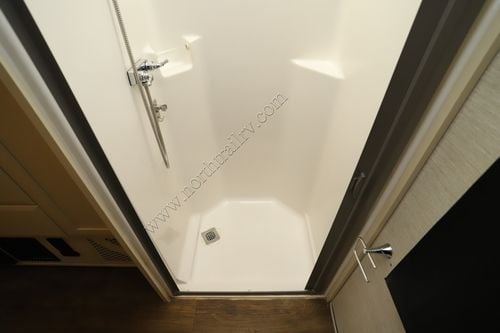 2021 Tiffin Motor Homes Wayfarer 25RW
