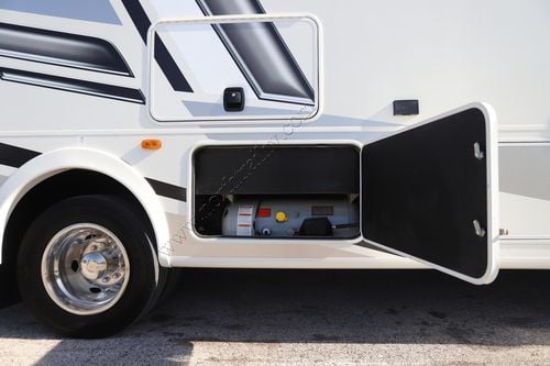 2025 Coachmen Mirada 29FW