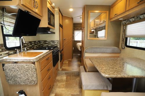2016 Thor Chateau 22B