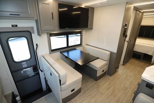 2025 Coachmen Mirada 29FW