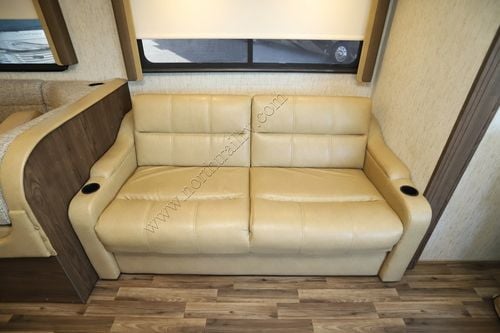 2019 Coachmen Mirada 35LS