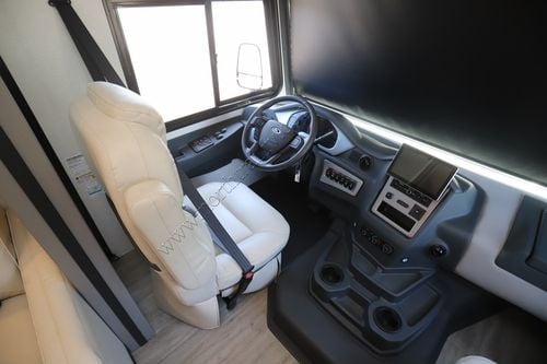 2025 Coachmen Mirada 29FW