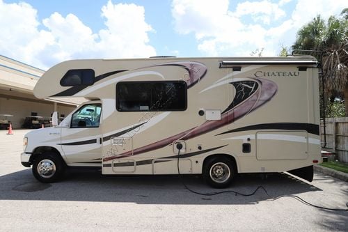 2016 Thor Chateau 22B