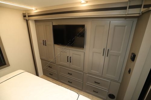2025 Coachmen Mirada 29FW