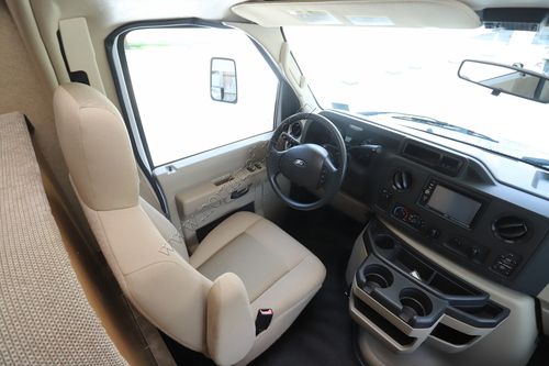 2016 Thor Chateau 22B