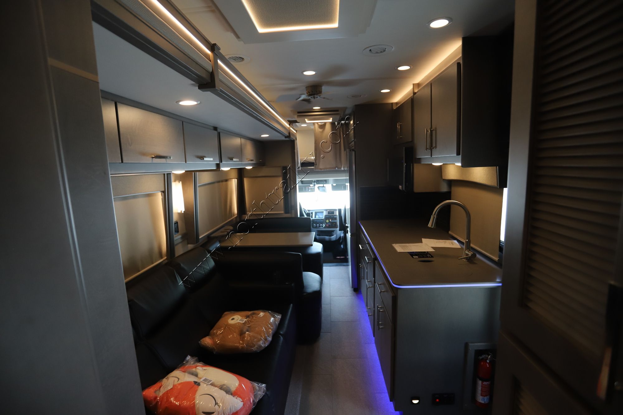 New 2026 Renegade Rv Classic 45CBF Super C  For Sale