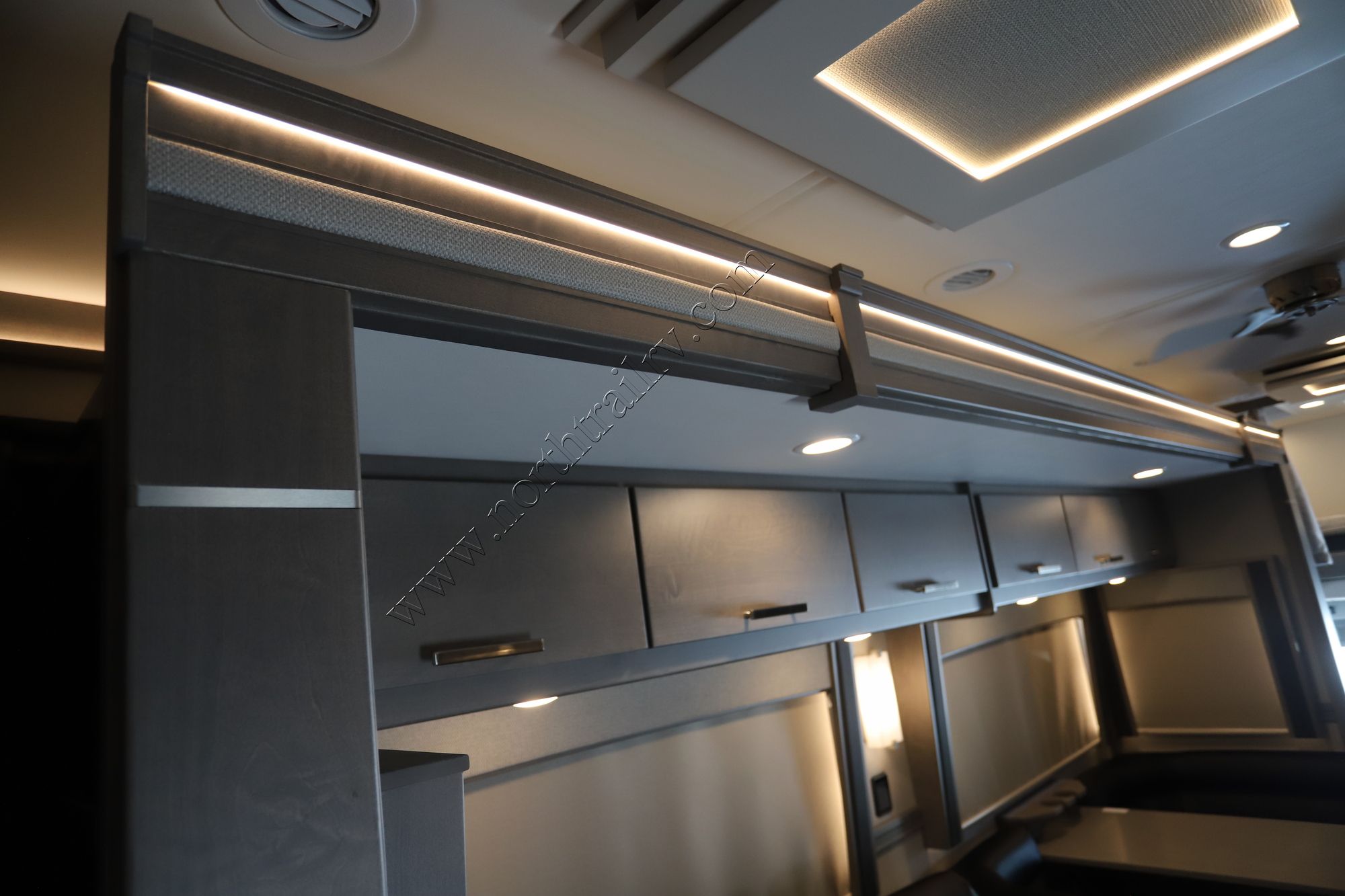 New 2026 Renegade Rv Classic 45CBF Super C  For Sale