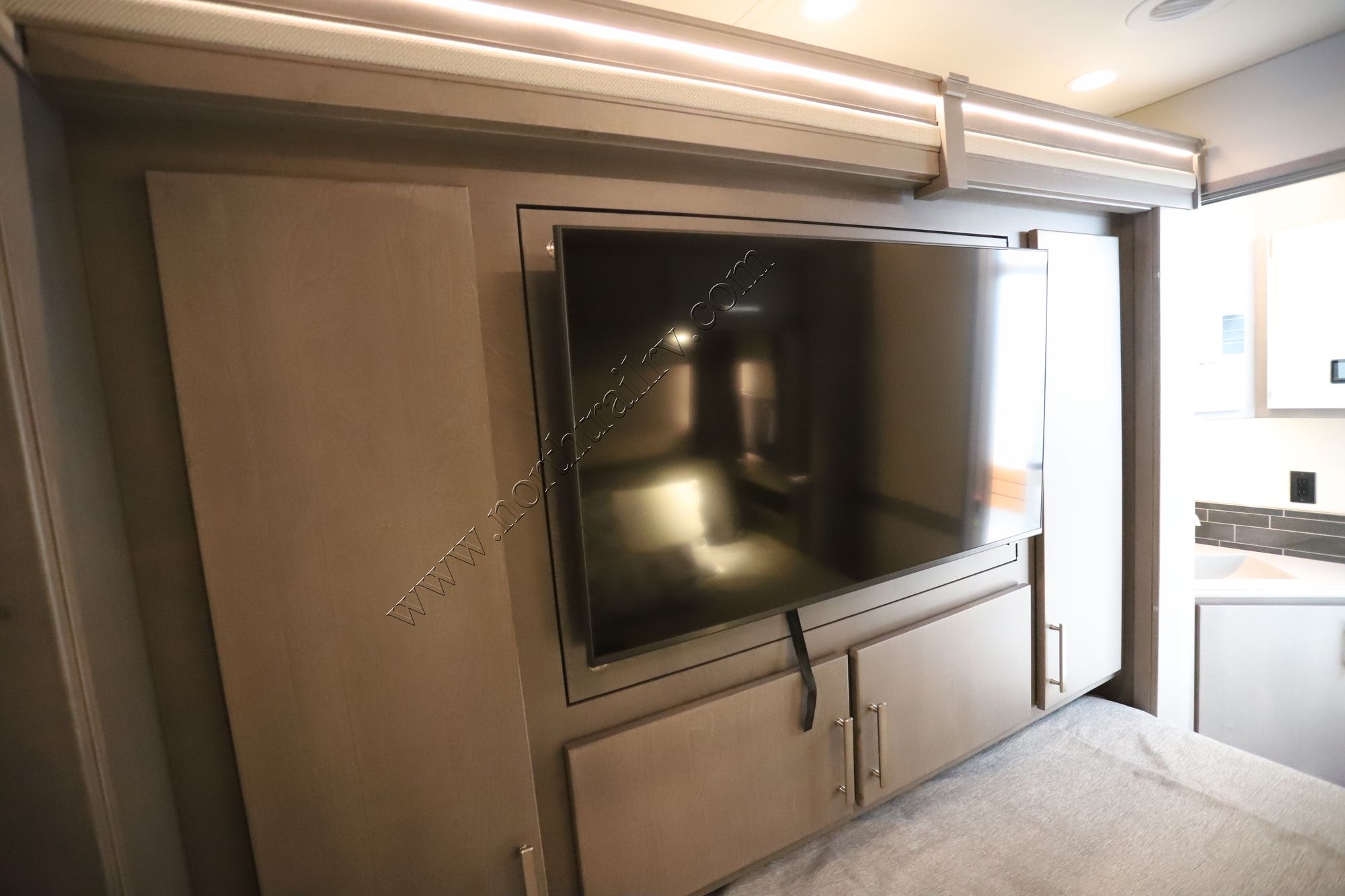 New 2026 Renegade Rv Classic 45CBF Super C  For Sale