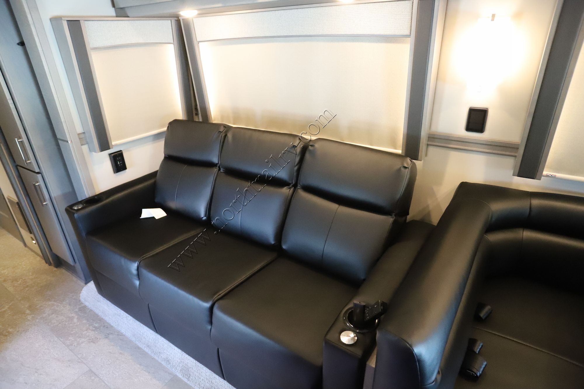 New 2026 Renegade Rv Classic 45CBF Super C  For Sale