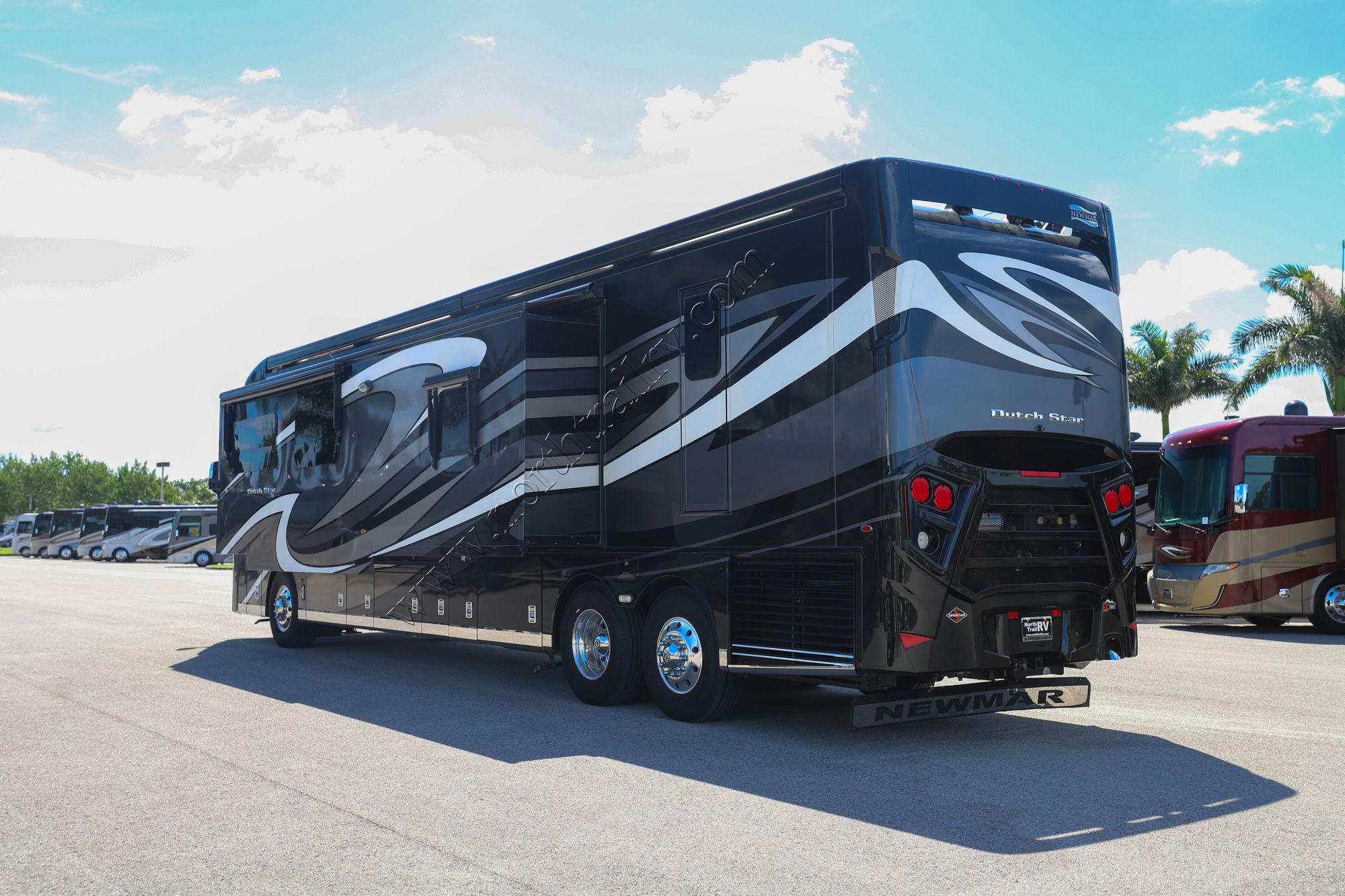 Used 2020 Newmar Dutch Star 4362 Class A  For Sale