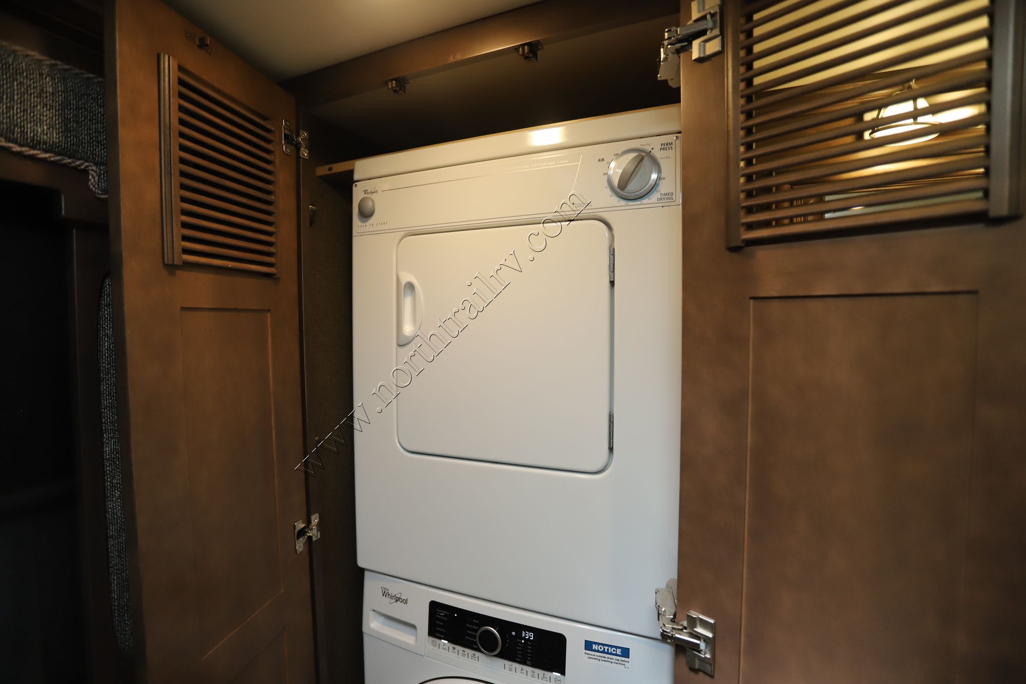 Used 2019 Newmar Ventana 4326 Class A  For Sale