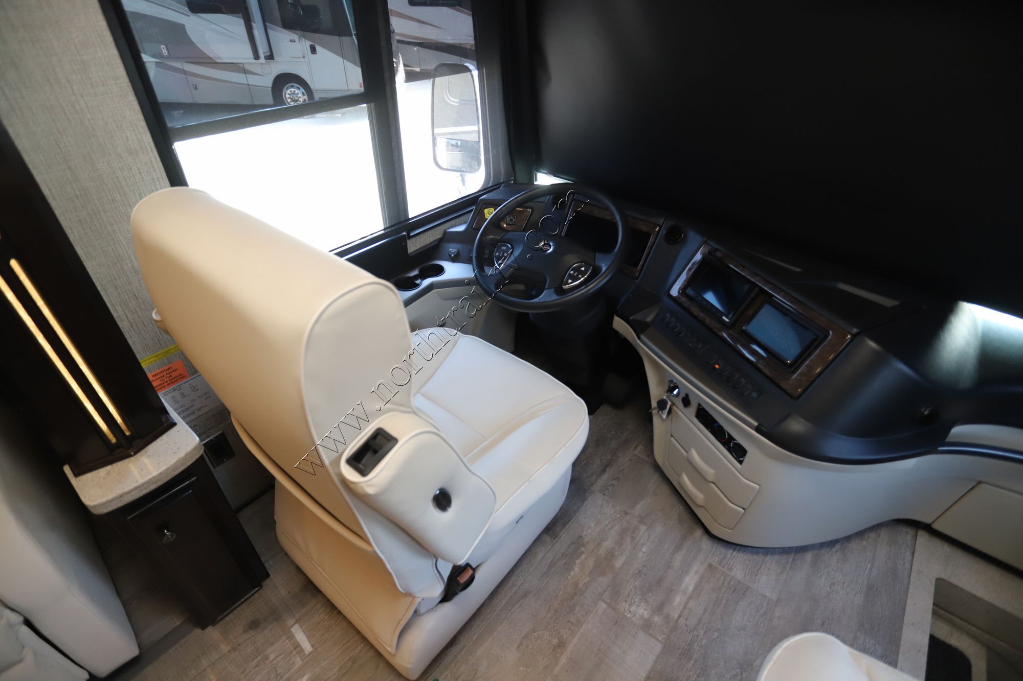 Used 2020 Newmar Dutch Star 4362 Class A  For Sale
