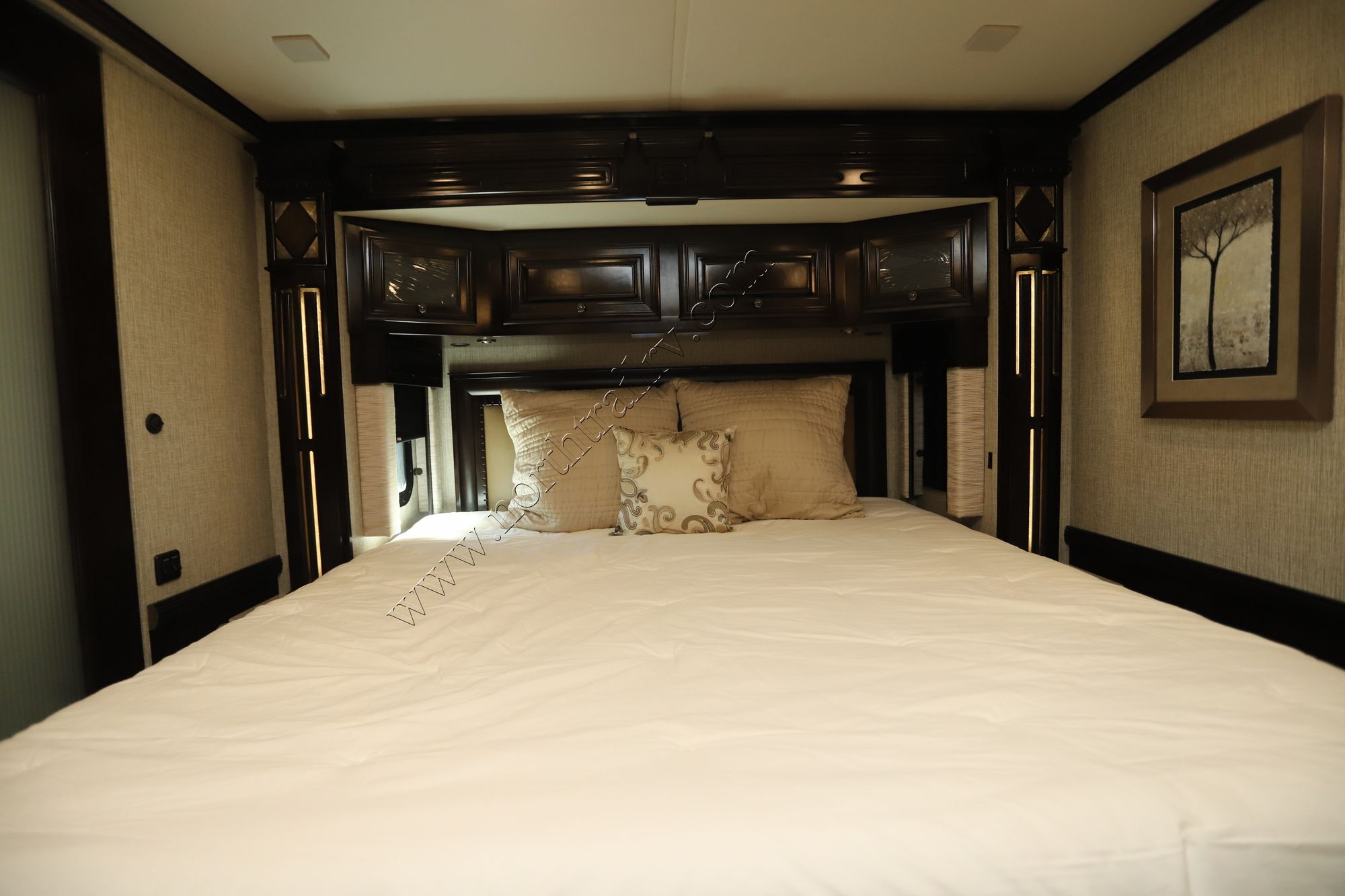Used 2020 Newmar Dutch Star 4362 Class A  For Sale
