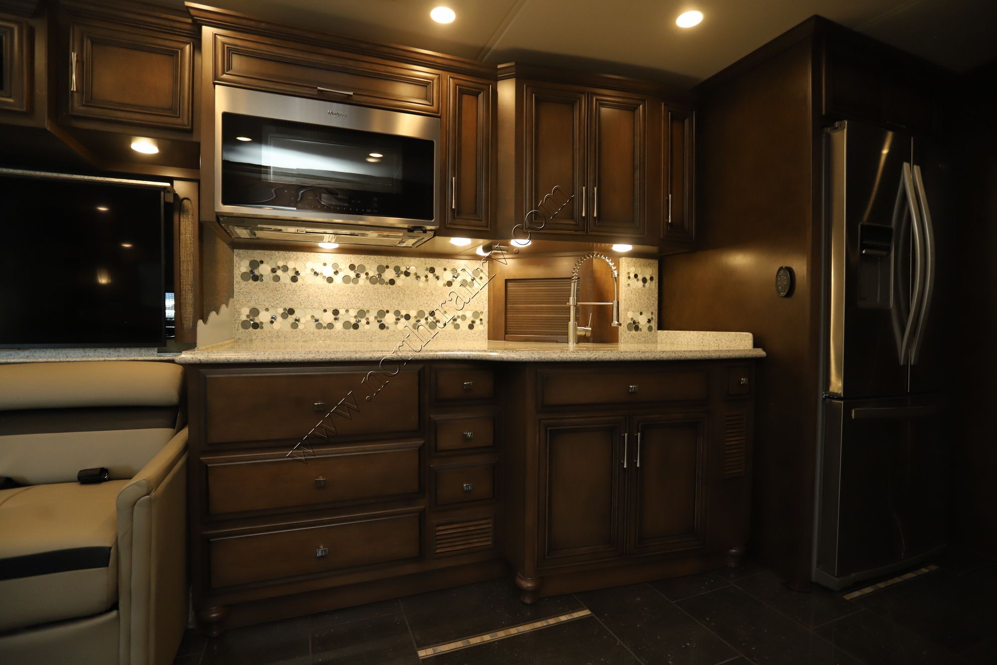 Used 2019 Newmar Ventana 4326 Class A  For Sale