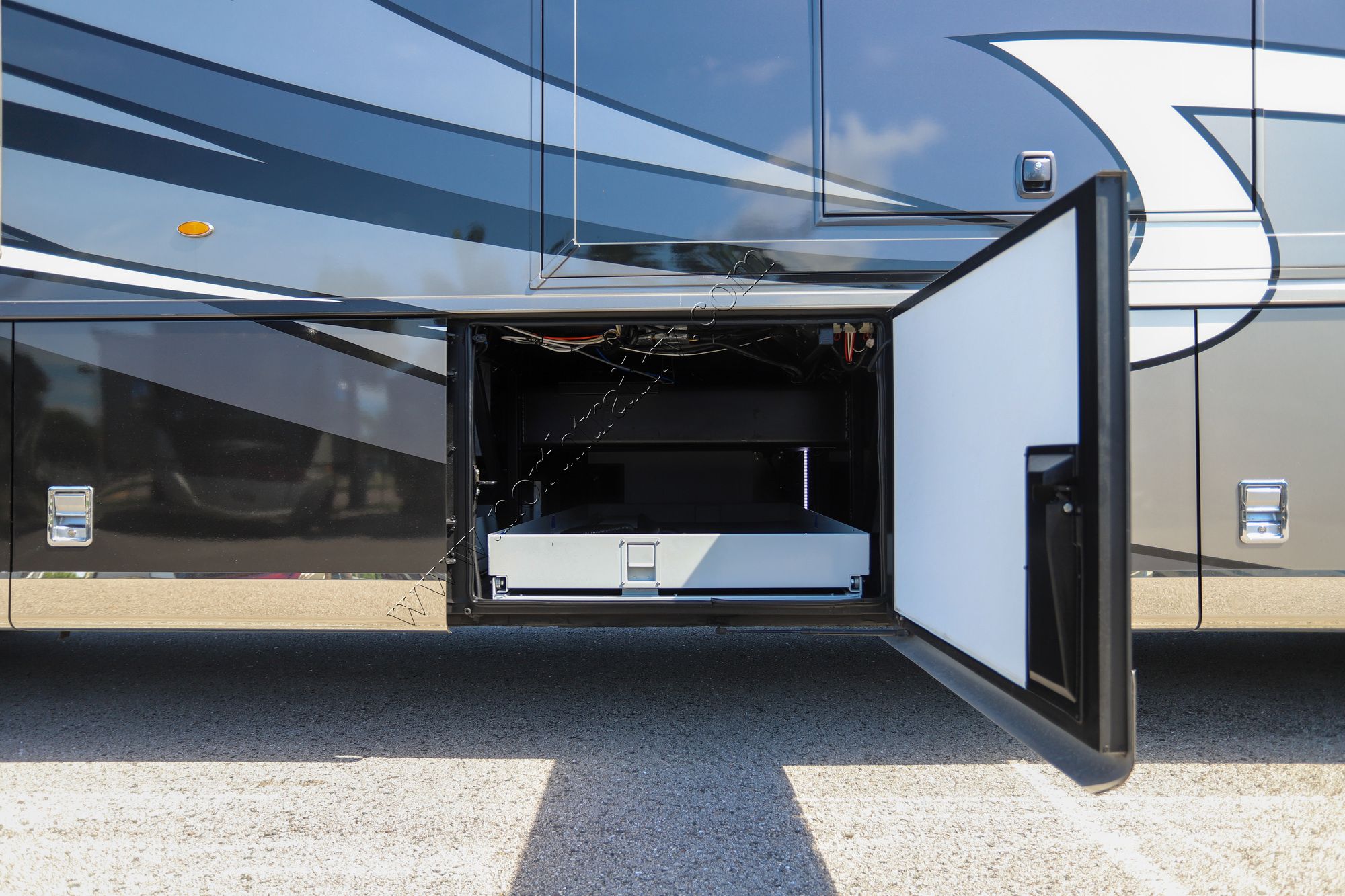 Used 2020 Newmar Dutch Star 4362 Class A  For Sale