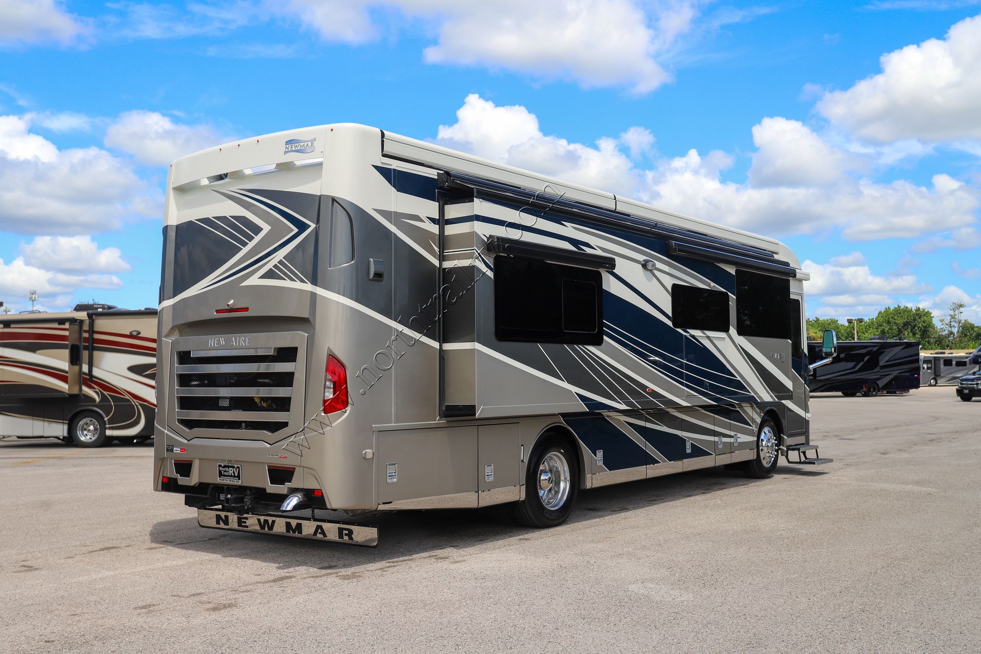 New 2026 Newmar New Aire 3543 Class A  For Sale