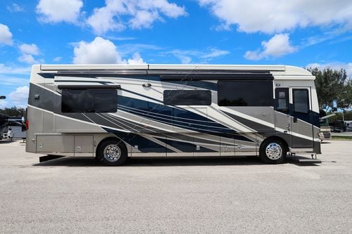 2026 Newmar New Aire 3543