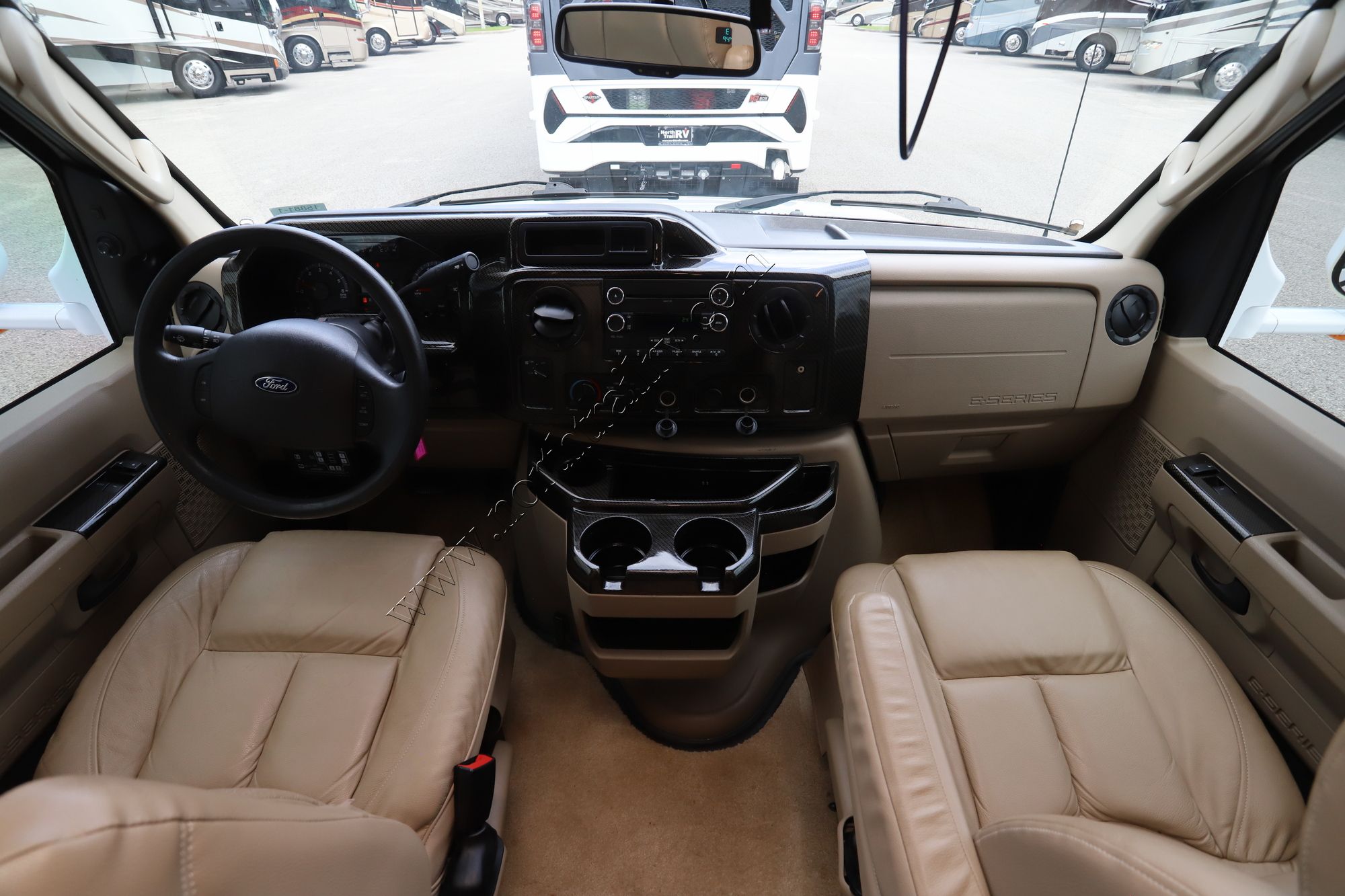 Used 2018 Phoenix Usa Phoenix Cruiser 2552 Class C  For Sale
