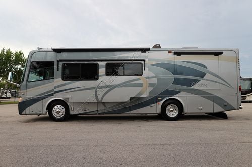 2007 Tiffin Motor Homes Phaeton 35DH