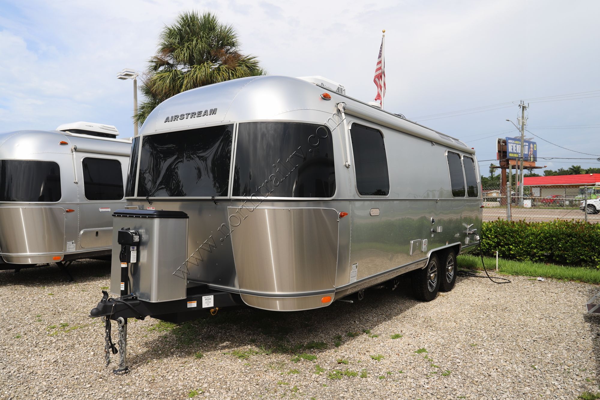 2024 Airstream Tradewind 25FB Travel Trailer Used  For Sale