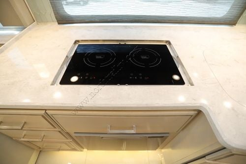 2022 Newmar London Aire 4551