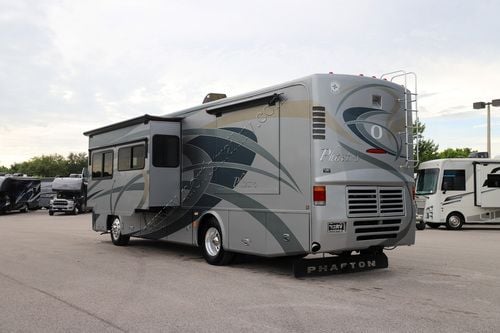 2007 Tiffin Motor Homes Phaeton 35DH