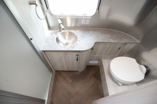 2026 Airstream International 23FB
