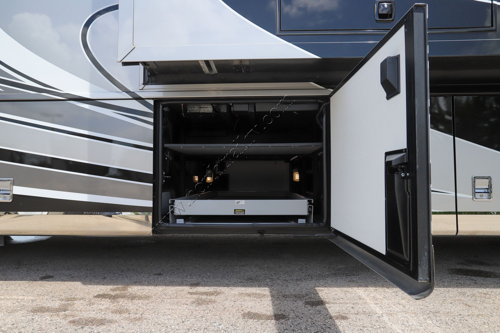 Used 2022 Newmar London Aire 4551 Class A  For Sale